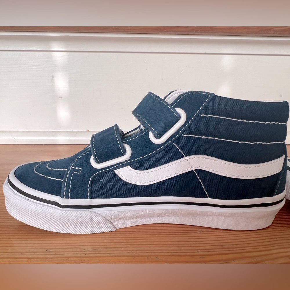 Vans SK8 Mid, velcro, sea/true white (navy), kids size 13, NWOT, no box